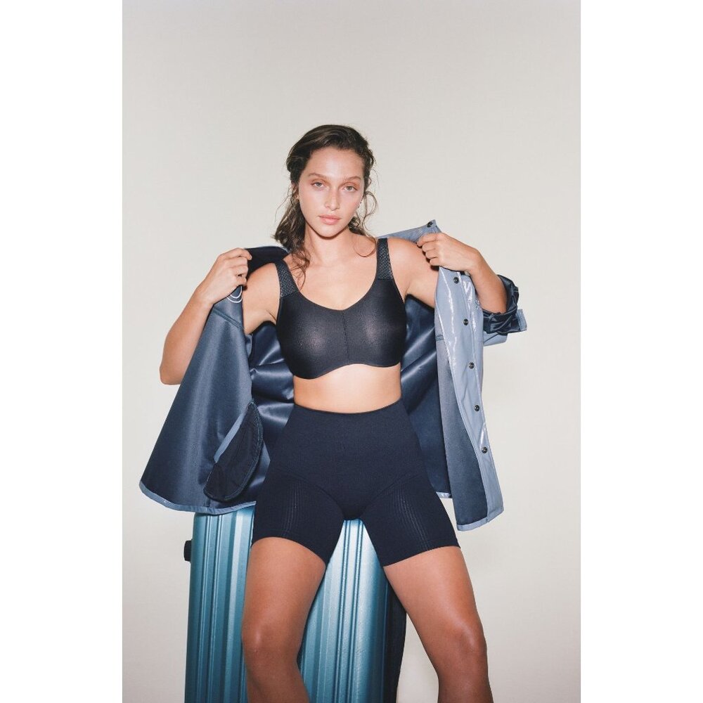 🆕CHANTELLE Everyday High Support Underwire Sports Bra 38DDDD Black #15M1